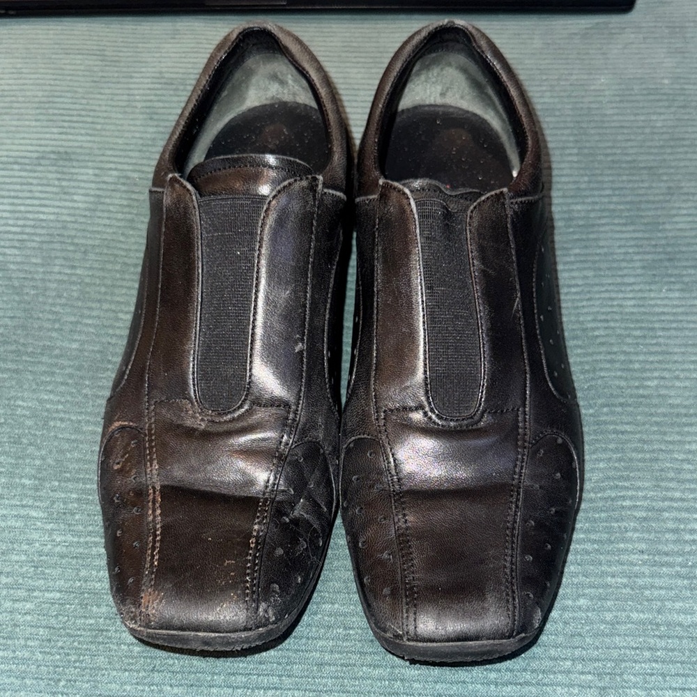 Prada women's Black Leather Slip on sneakers authentic EU size 35 - Picture 10 of 10